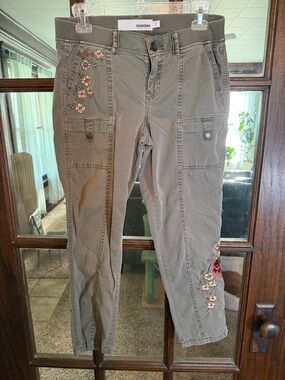 Sonoma Goods for Life Womens Olive Green Floral Embroidered Utility Pants Size 6